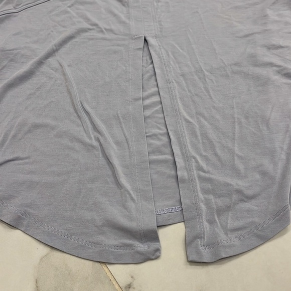 Lululemon tank - Picture 3 of 4